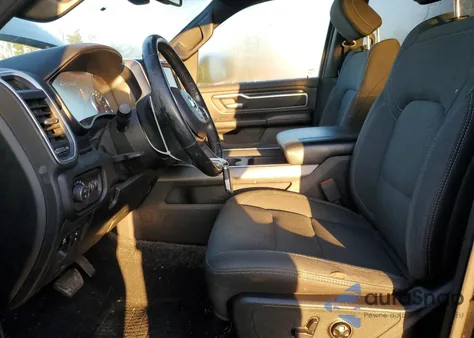 2019 Ram 1500 Big Horn/Lone Star из США, поврежденный, VIN 1C6SRFFT3KN720179